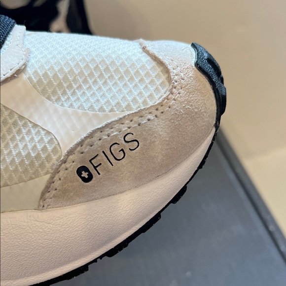 Figs White and Black Athletic Sneaker - Picture 2 of 12